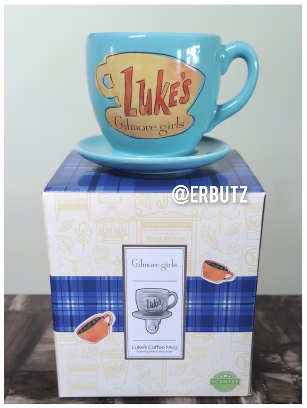 HTF🔥Scentsy Gilmore Girls Luke's Mini Warmer, Coffee Cup Plug In Nightlight ☕💡